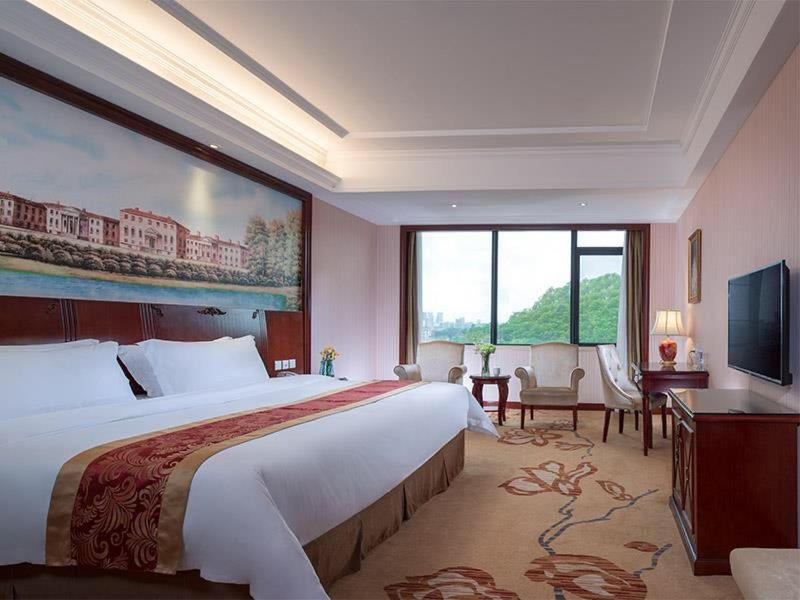 Vienna Hotel Shenzhen Longzhu Exterior photo